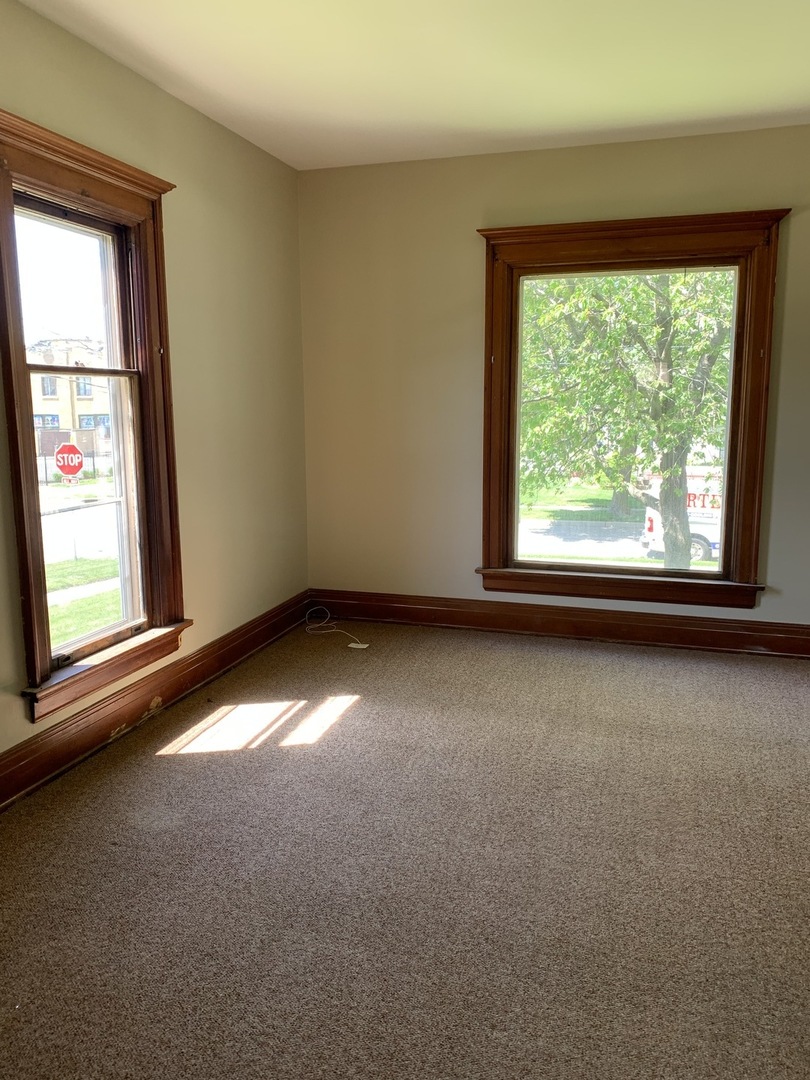 307 East State Street, Unit 1 Geneva, IL 60134 - Photo 6 of 8