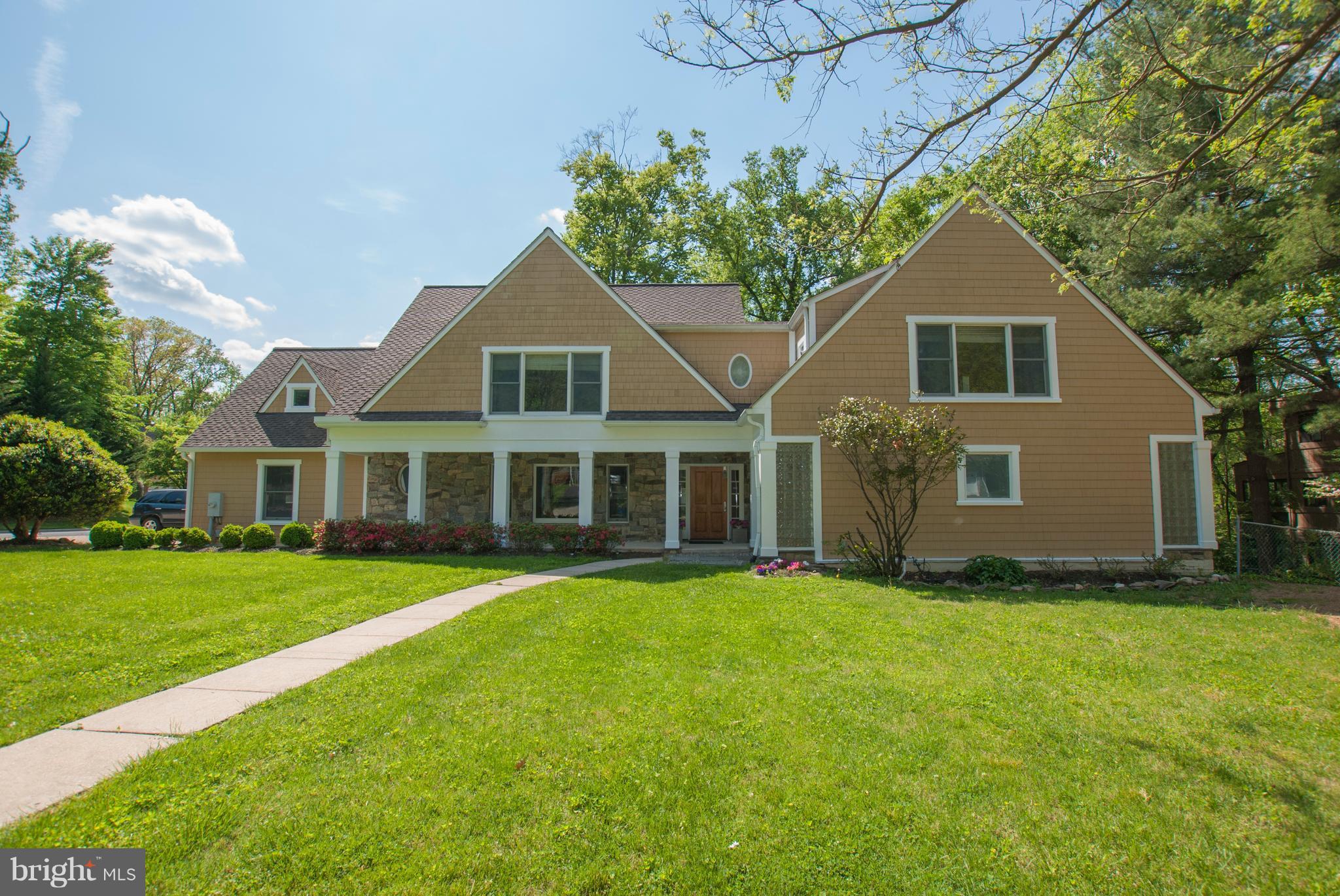 8540 West Howell Road Bethesda, MD 20817 - Photo 1 of 27 Exterior (Front)