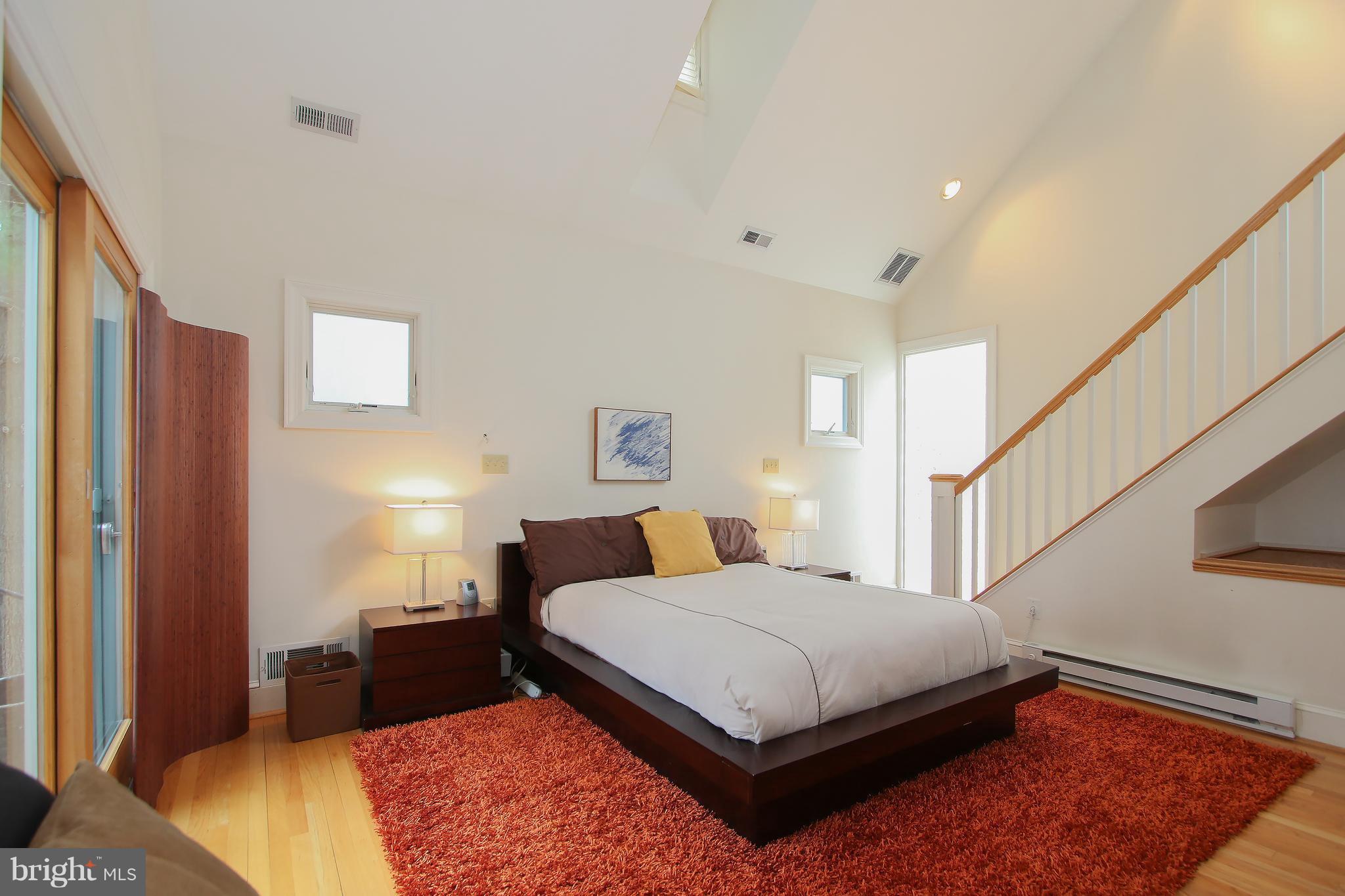 8540 West Howell Road Bethesda, MD 20817 - Photo 9 of 27 Bedroom (Master)
