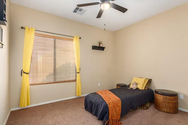 $2,000 | 29063 North Shannon Drive, San Tan Valley, AZ 85143