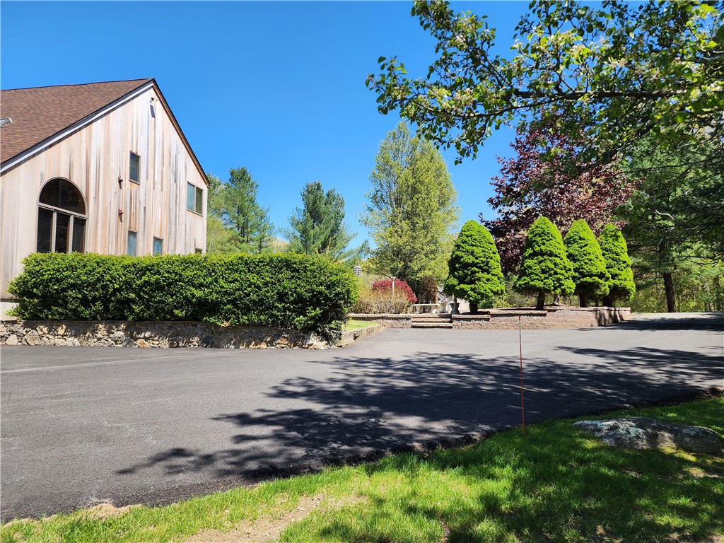 304 Carpenter Road Scituate, RI 02831 - Photo 3 of 42 40x60
18.5 ft ceighling, 16.5 overhead door, heat & elec
Plenty of room for motor homes, boats, storage for business or a private home for family!