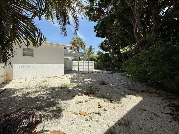 $1,850 | 600 Northwest 116th Terrace, Unit 1, Miami, FL 33168