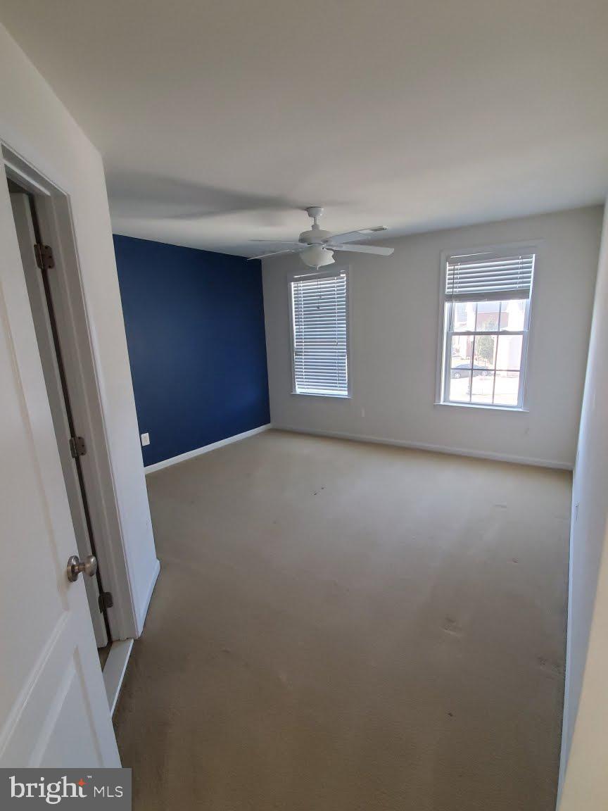 25154 Ulysses Street Chantilly, VA 20152 - Photo 18 of 33