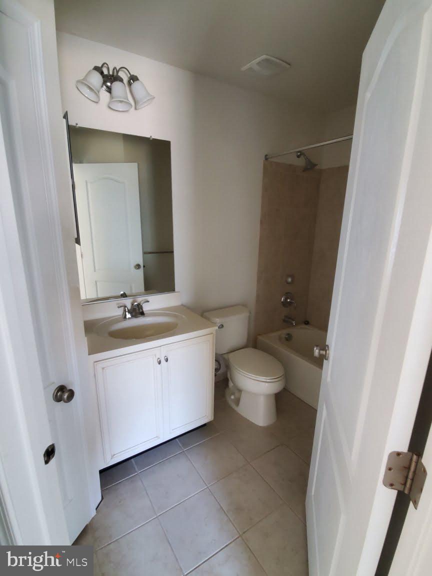 25154 Ulysses Street Chantilly, VA 20152 - Photo 19 of 33