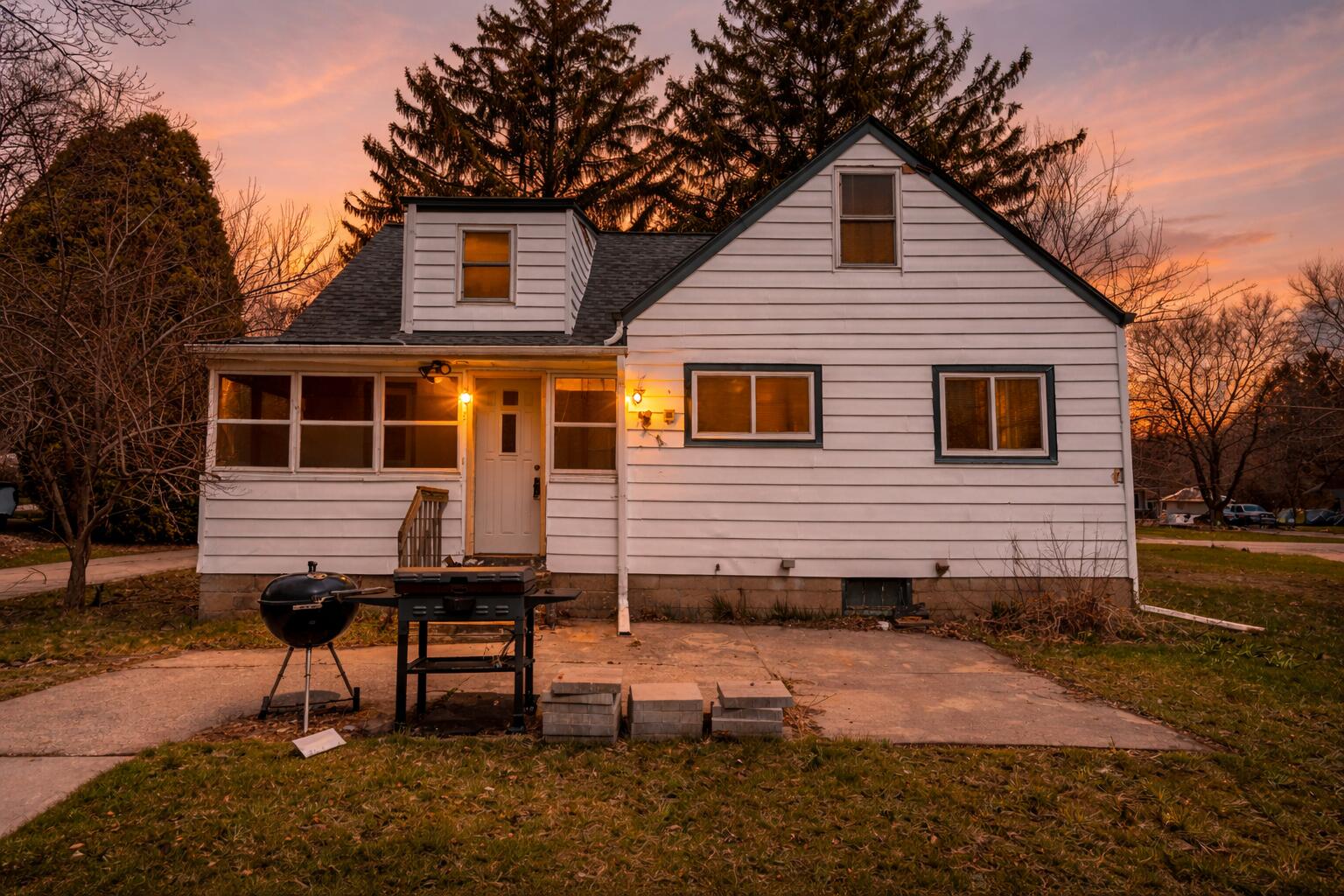 5439 Egofske Road New Berlin, WI 53146 - Photo 45 of 45 Back of Home