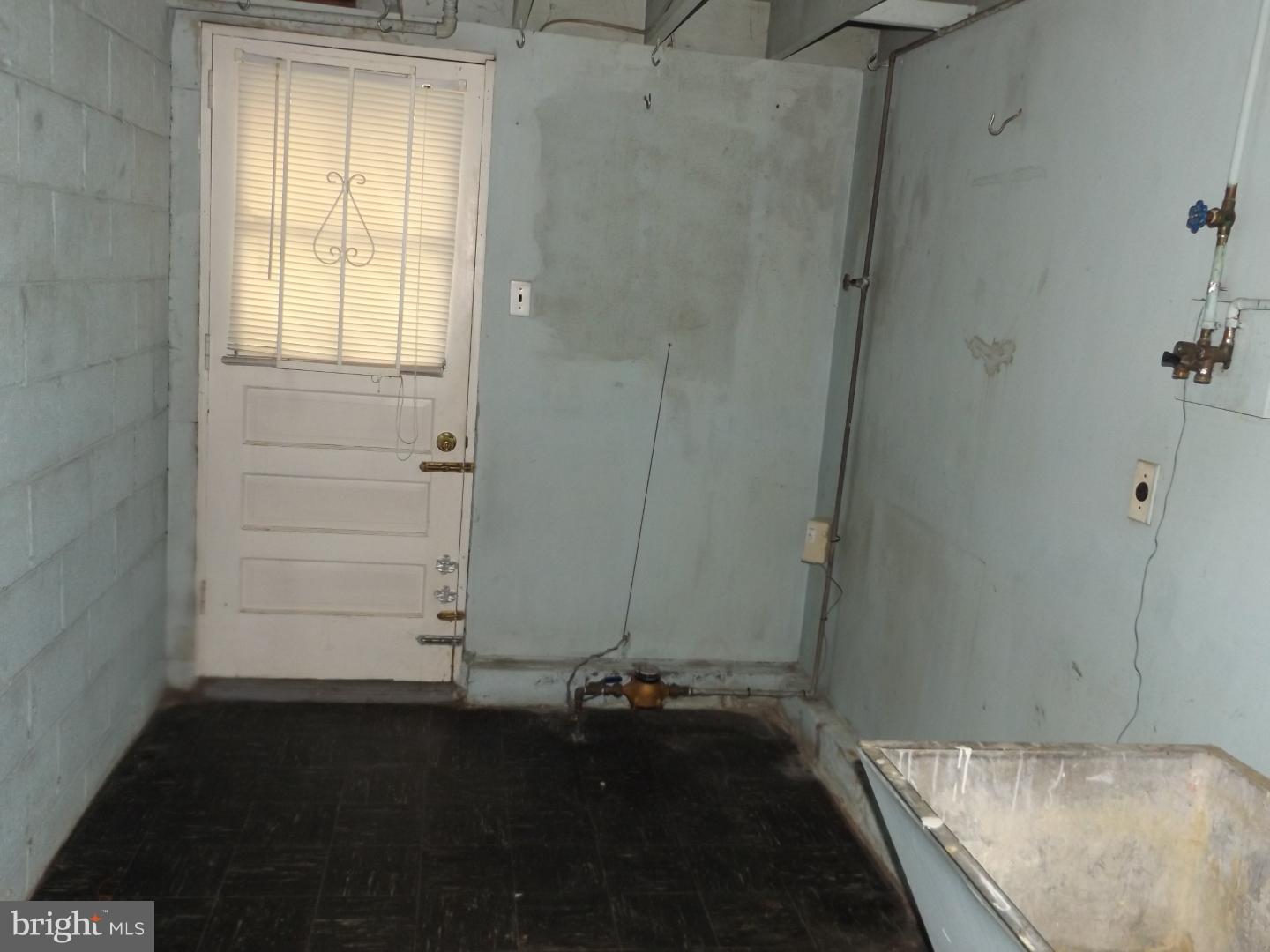 1024 Windsor Road Warminster, PA 18974 - Photo 17 of 20