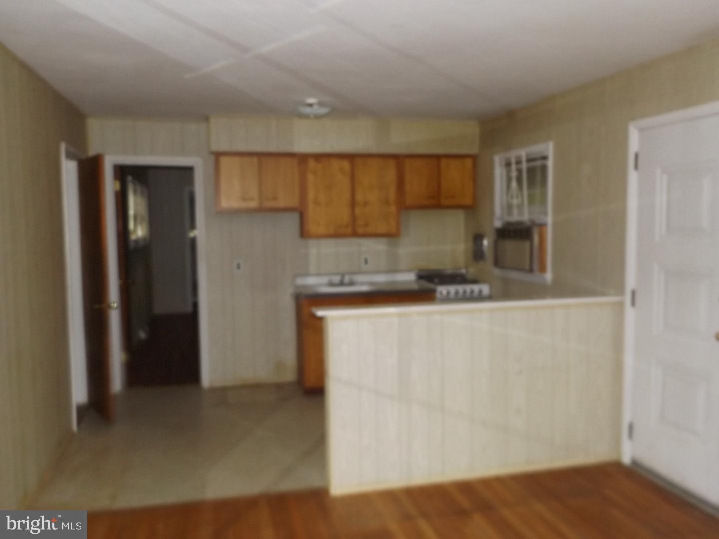 1024 Windsor Road Warminster, PA 18974 - Photo 8 of 20