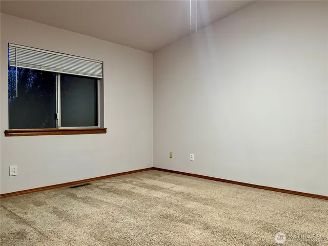 $625,000 | 2214 East End Street Northwest, Olympia, WA 98502