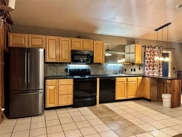 $625,000 | 2214 East End Street Northwest, Olympia, WA 98502