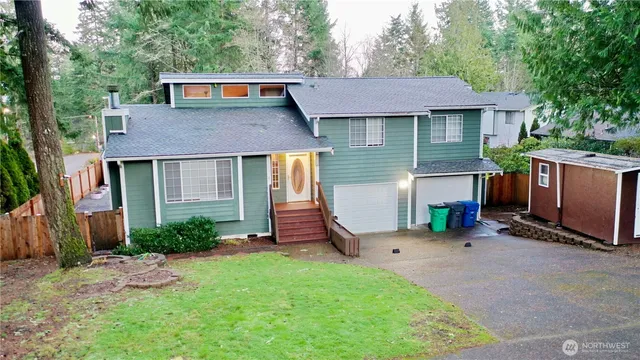 $699,999 | 2214 East End Street Northwest, Olympia, WA 98502