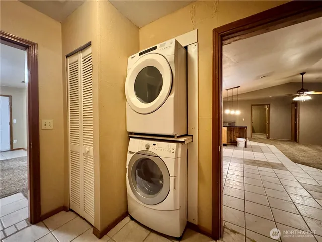 $625,000 | 2214 East End Street Northwest, Olympia, WA 98502