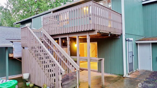 $699,999 | 2214 East End Street Northwest, Olympia, WA 98502