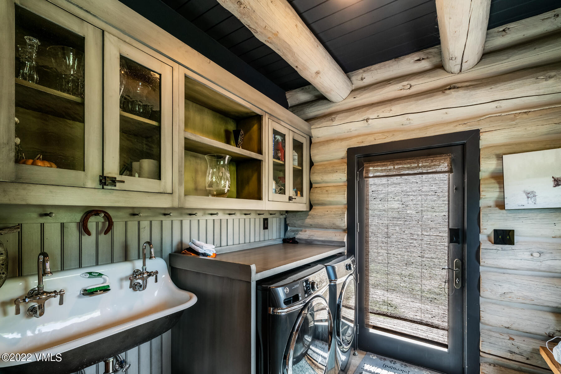 1145 Pilgrim Drive Edwards, CO 81632 - Photo 44 of 54 a bathroom with a sink and a mirror
