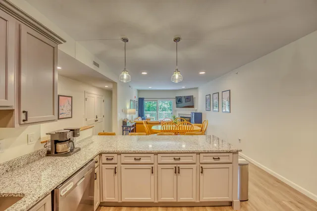 $16,000 | 16 Twin Tip Terrace, Unit 10, Lincoln, NH 03251