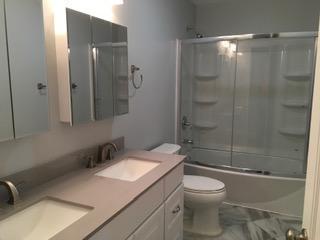 7600 East Emory Road Corryton, TN 37721 - Photo 7 of 20 Hall bath
