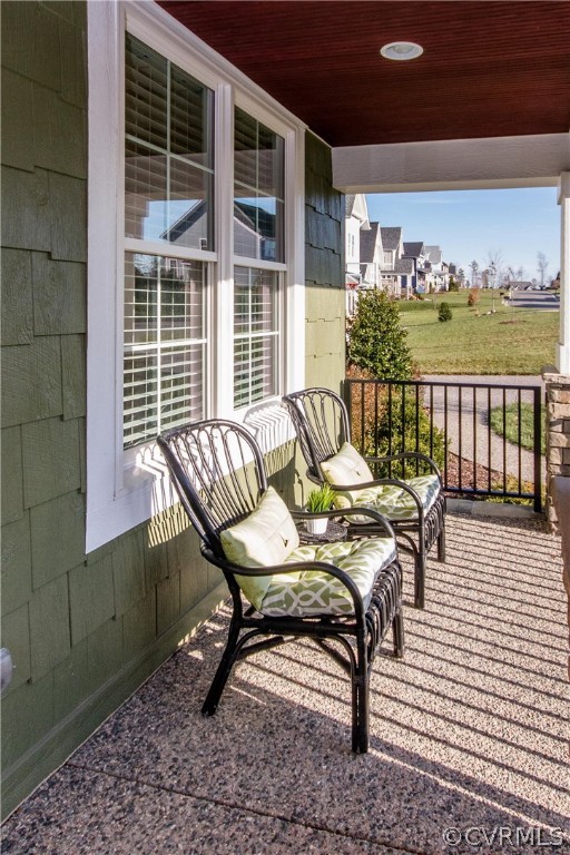16448 Lambourne Road Midlothian, VA 23112 - Photo 3 of 44 Gallery Image 3