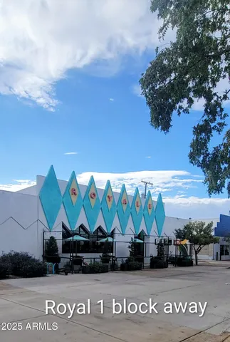 $220,000 | 4330 North 5th Avenue, Unit 211, Phoenix, AZ 85013