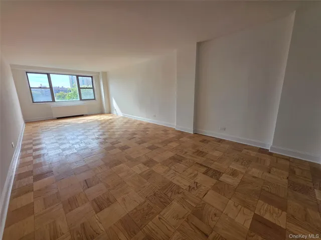 $2,600 | 61-20 Grand Central Parkway, Unit A507 | Forest Hills