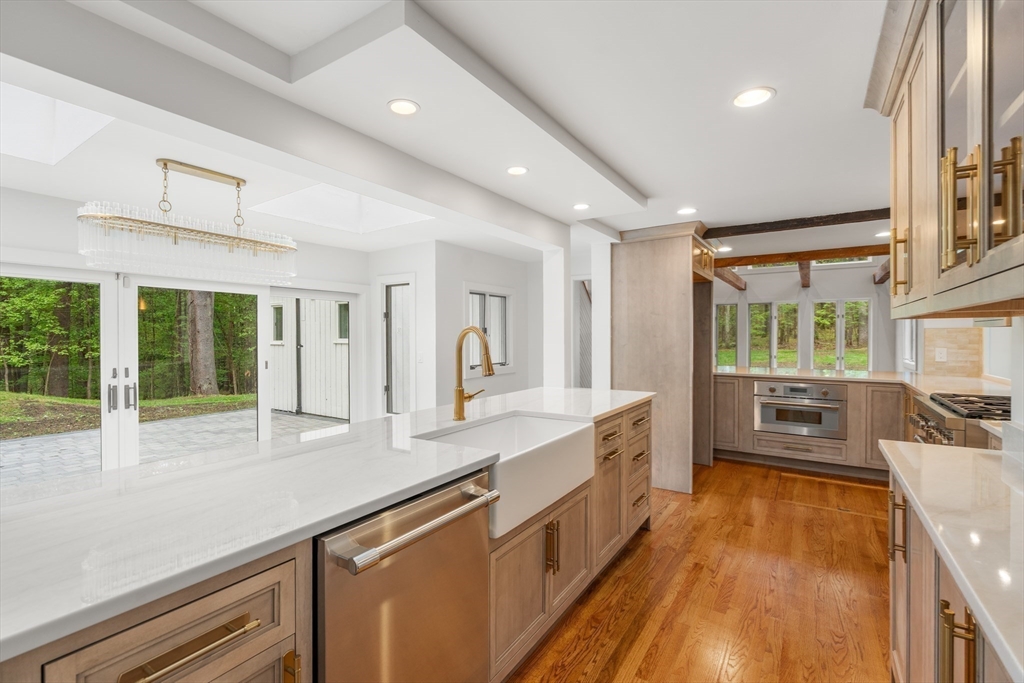 82 Maynard Road Sudbury, MA 01776 - Photo 7 of 42