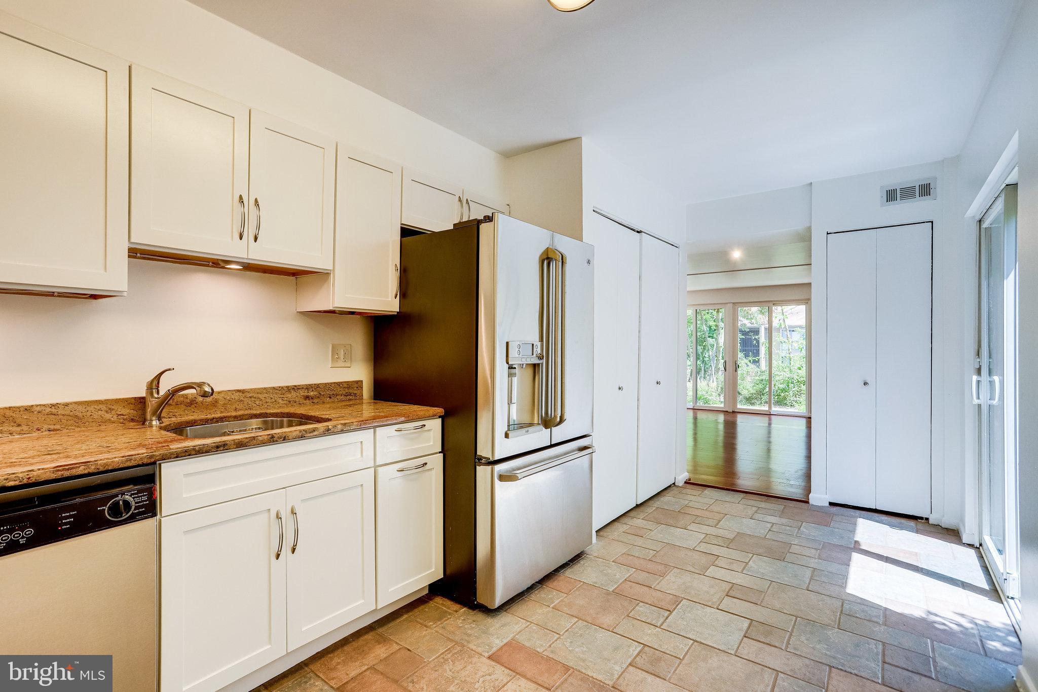 11606 Windbluff Court, Unit 7B Reston, VA 20191 - Photo 11 of 22