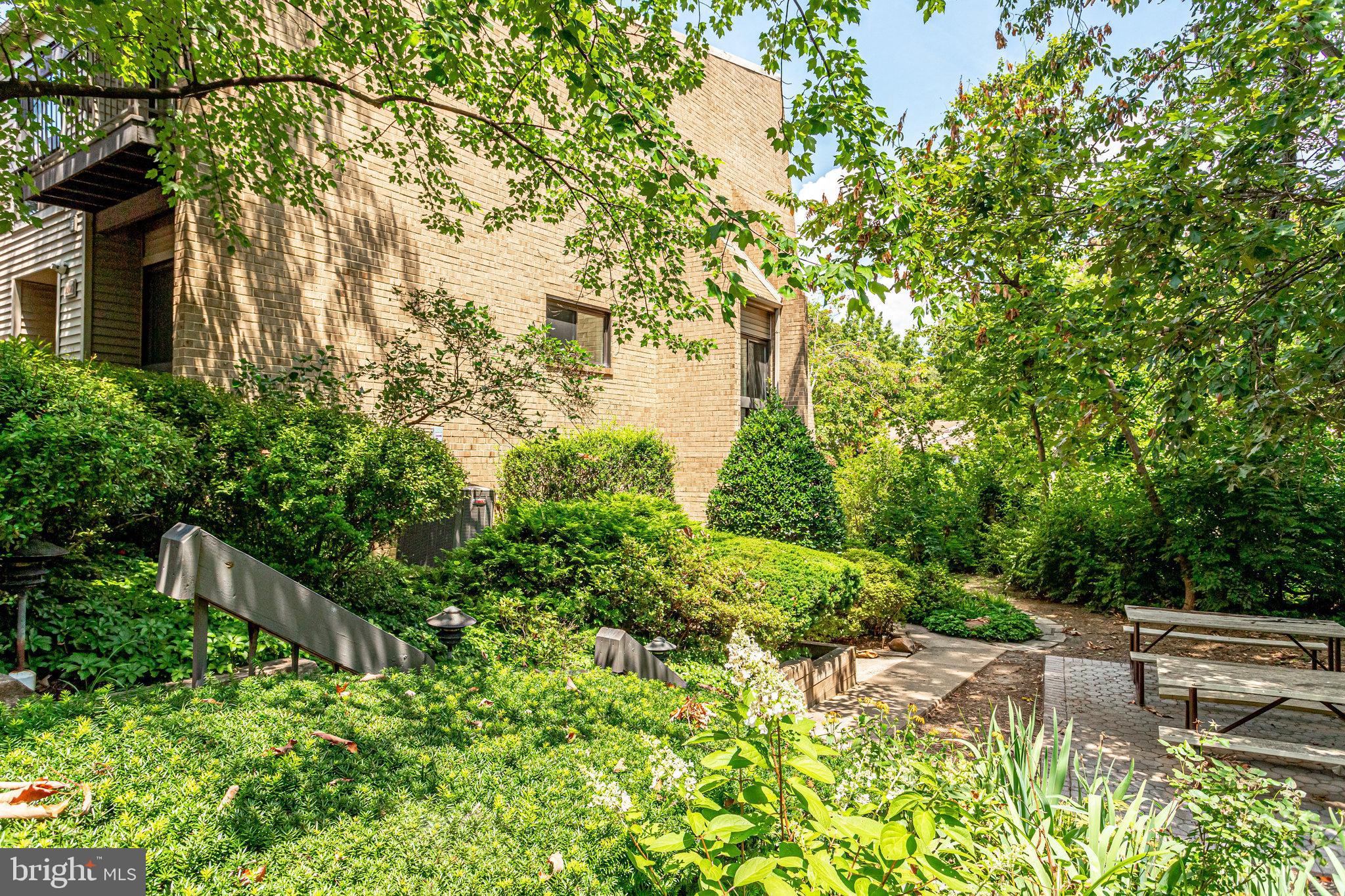 11606 Windbluff Court, Unit 7B Reston, VA 20191 - Photo 21 of 22
