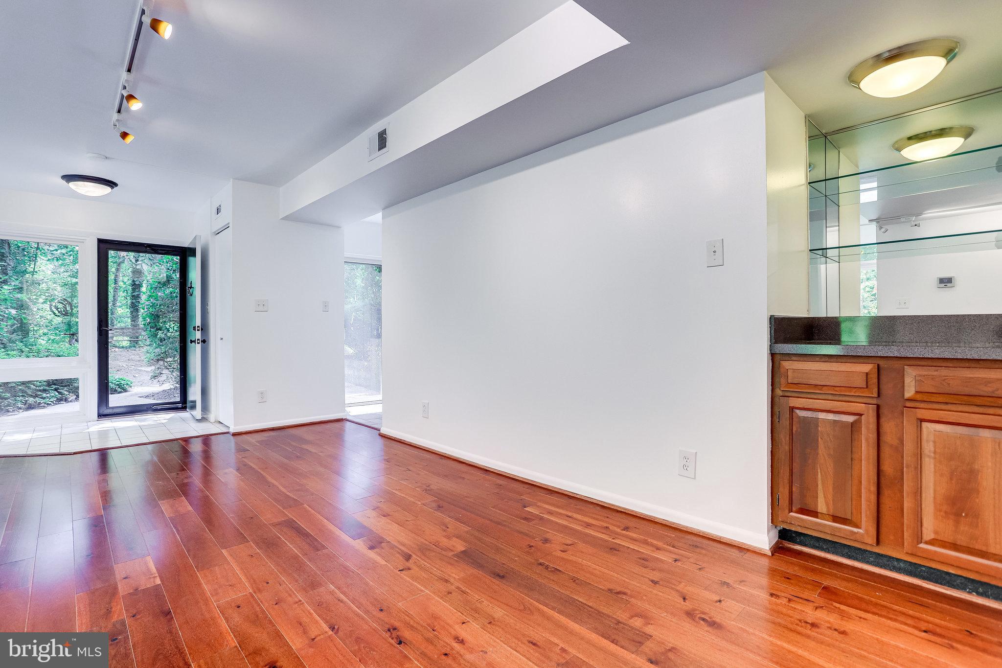 11606 Windbluff Court, Unit 7B Reston, VA 20191 - Photo 5 of 22