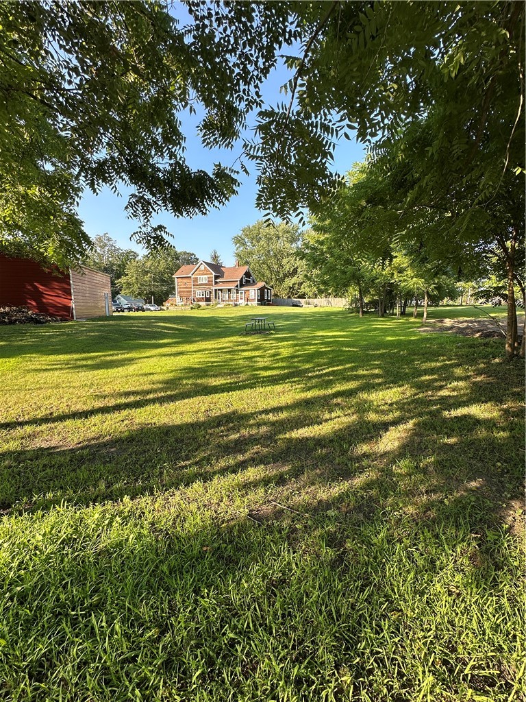 393 Church Street Burrillville, RI 02859 - Photo 7 of 10