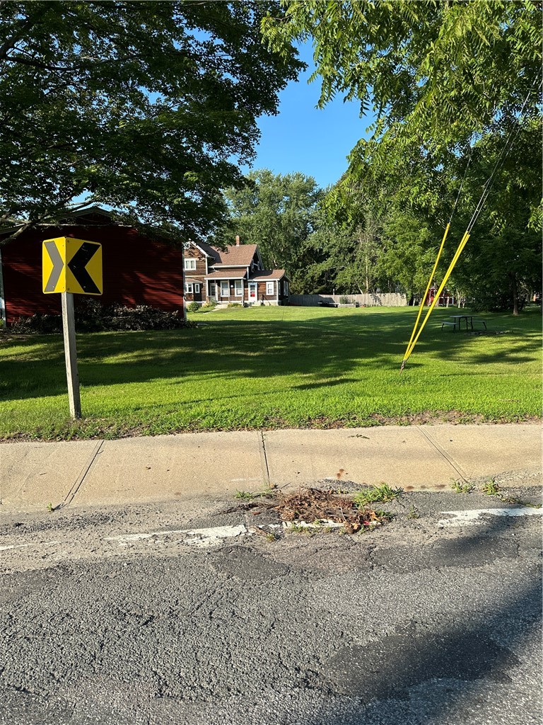 393 Church Street Burrillville, RI 02859 - Photo 9 of 10