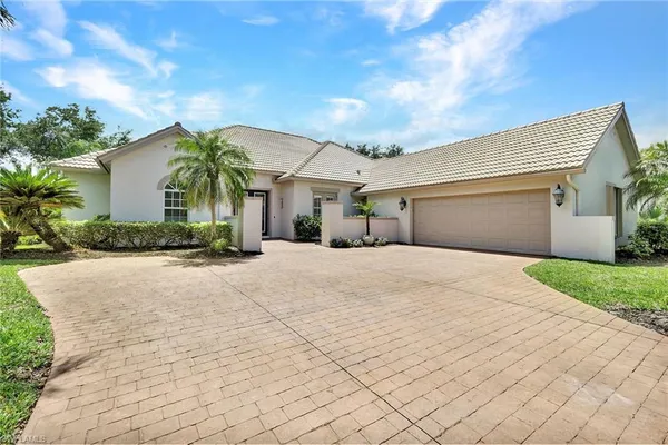 $1,115,000 | 3441 Lakemont Drive, Bonita Springs, FL 34134