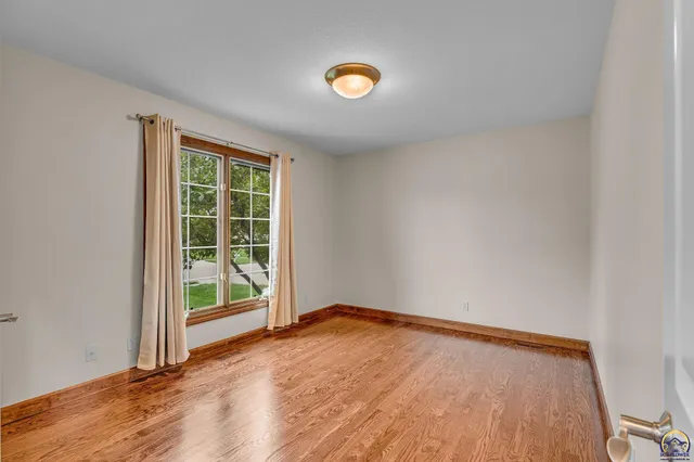 $472,270 | 2801 Southwest Windermere Drive, Topeka, KS 66614