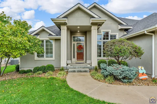 $472,270 | 2801 Southwest Windermere Drive, Topeka, KS 66614
