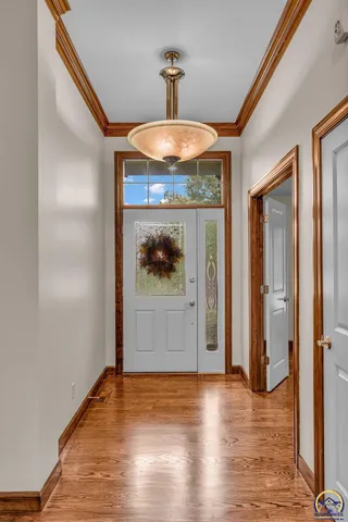 $472,270 | 2801 Southwest Windermere Drive, Topeka, KS 66614