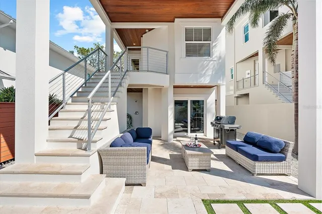 a car parked in front of yellow building