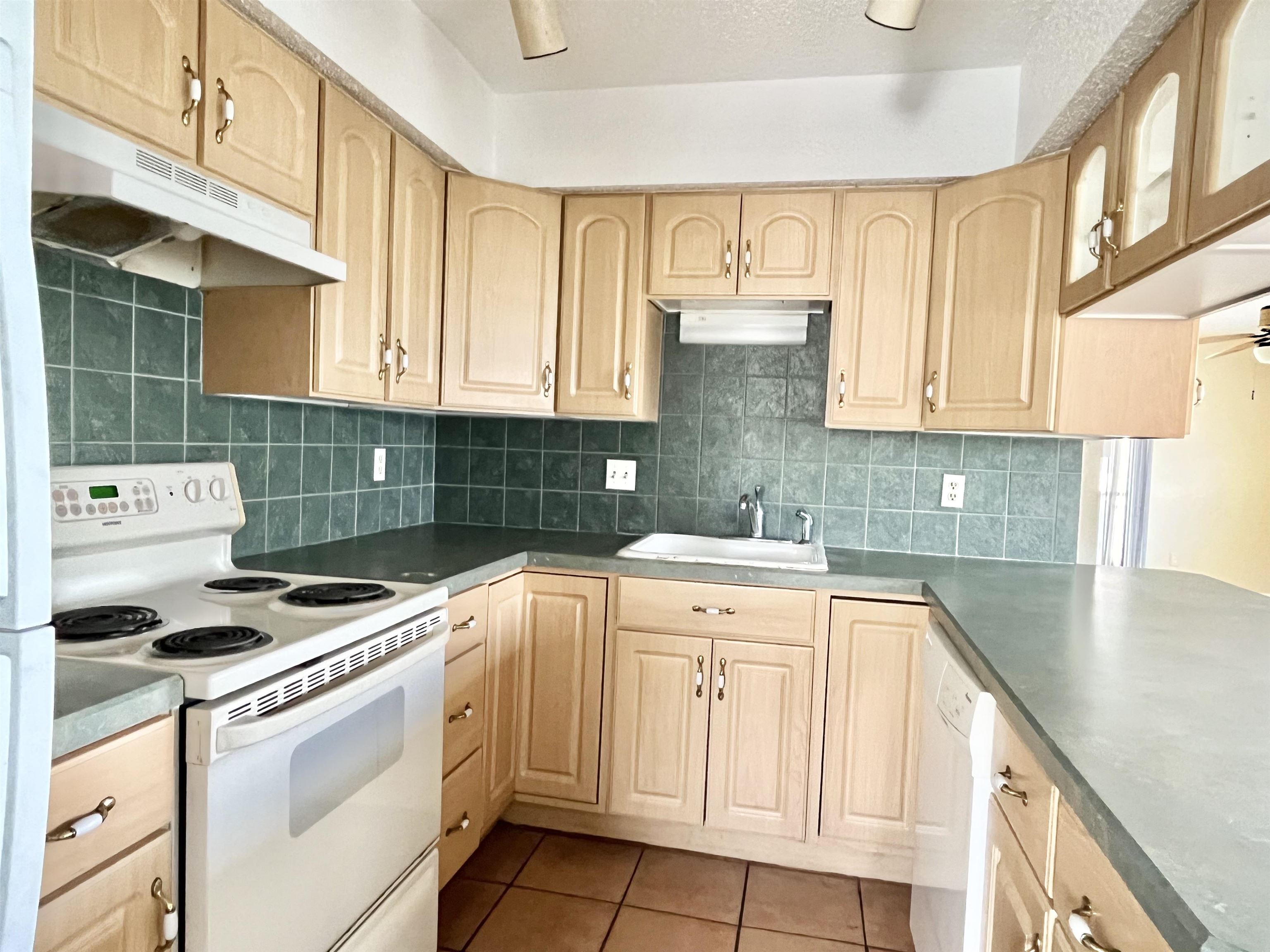 13 E Street, Unit B St. Augustine, FL 32080 - Photo 11 of 22