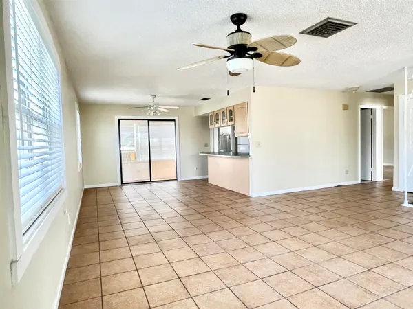 $2,600 | 13 E Street, Unit B, St. Augustine, FL 32080