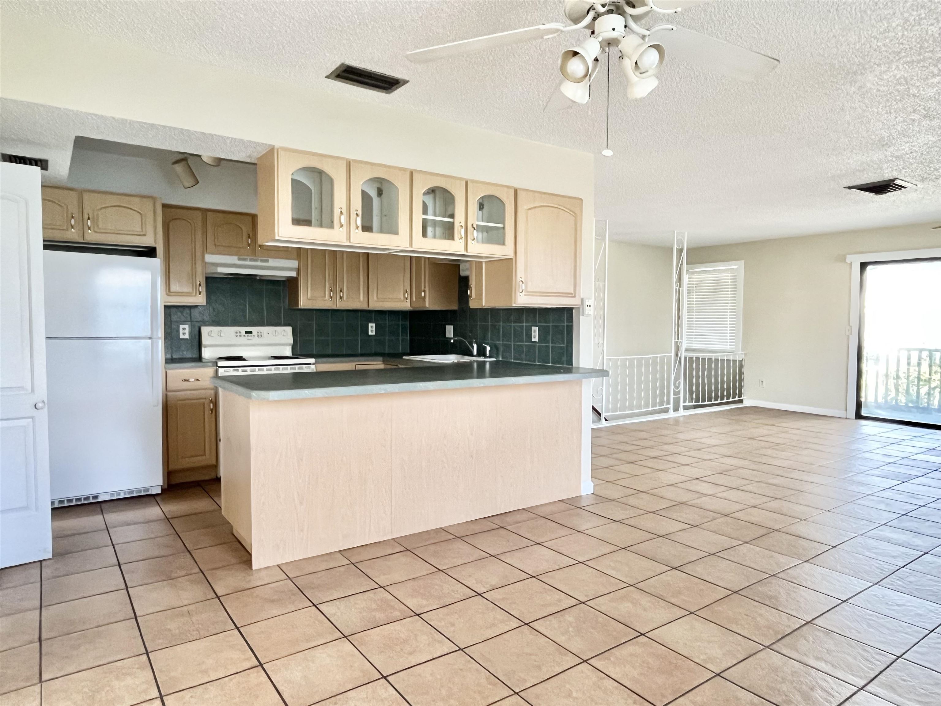 13 E Street, Unit B St. Augustine, FL 32080 - Photo 7 of 22