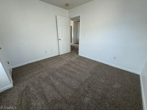 $1,675 | 4325 River Bluff Terrace, Greensboro, NC 27409