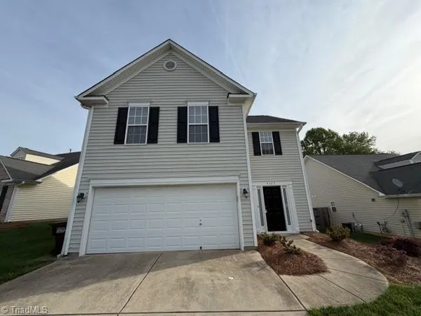 $1,675 | 4325 River Bluff Terrace, Greensboro, NC 27409