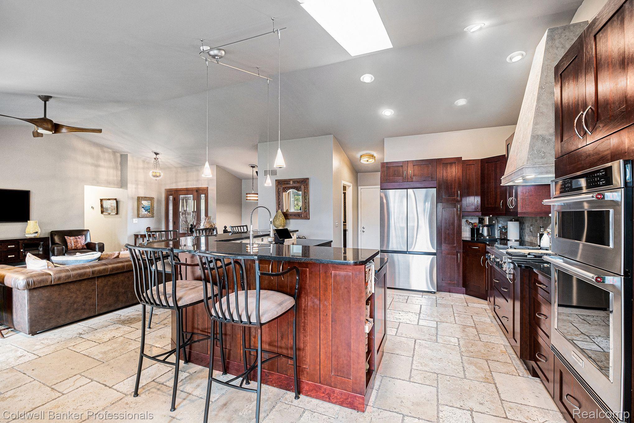 3396 Benstein Road Commerce Township, MI 48382 - Photo 3 of 34 Chef's Kitchen