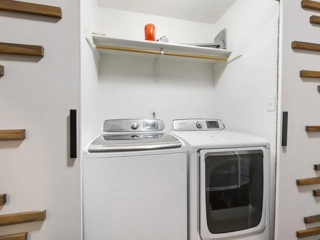 a house view with a outdoor space