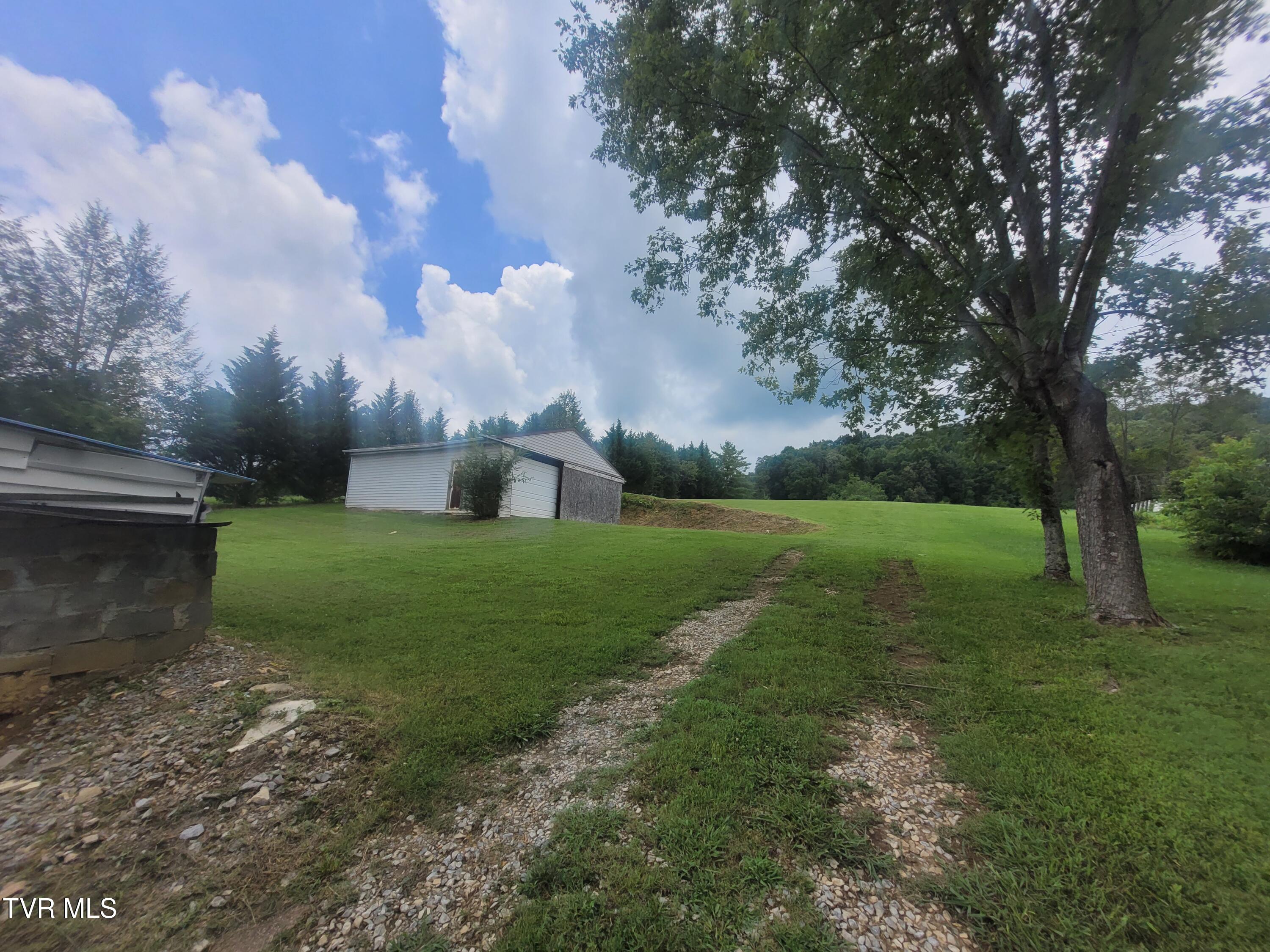 1134 Weaver Branch Road Bluff City, TN 37618 - Photo 6 of 8 detached garage