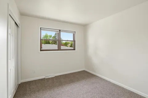 $274,900 | 815 North Elmer Street, Griffith, IN 46319