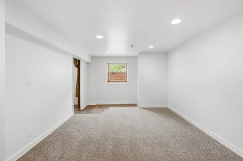$274,900 | 815 North Elmer Street, Griffith, IN 46319