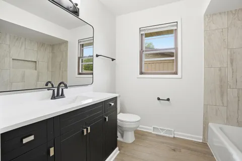$274,900 | 815 North Elmer Street, Griffith, IN 46319
