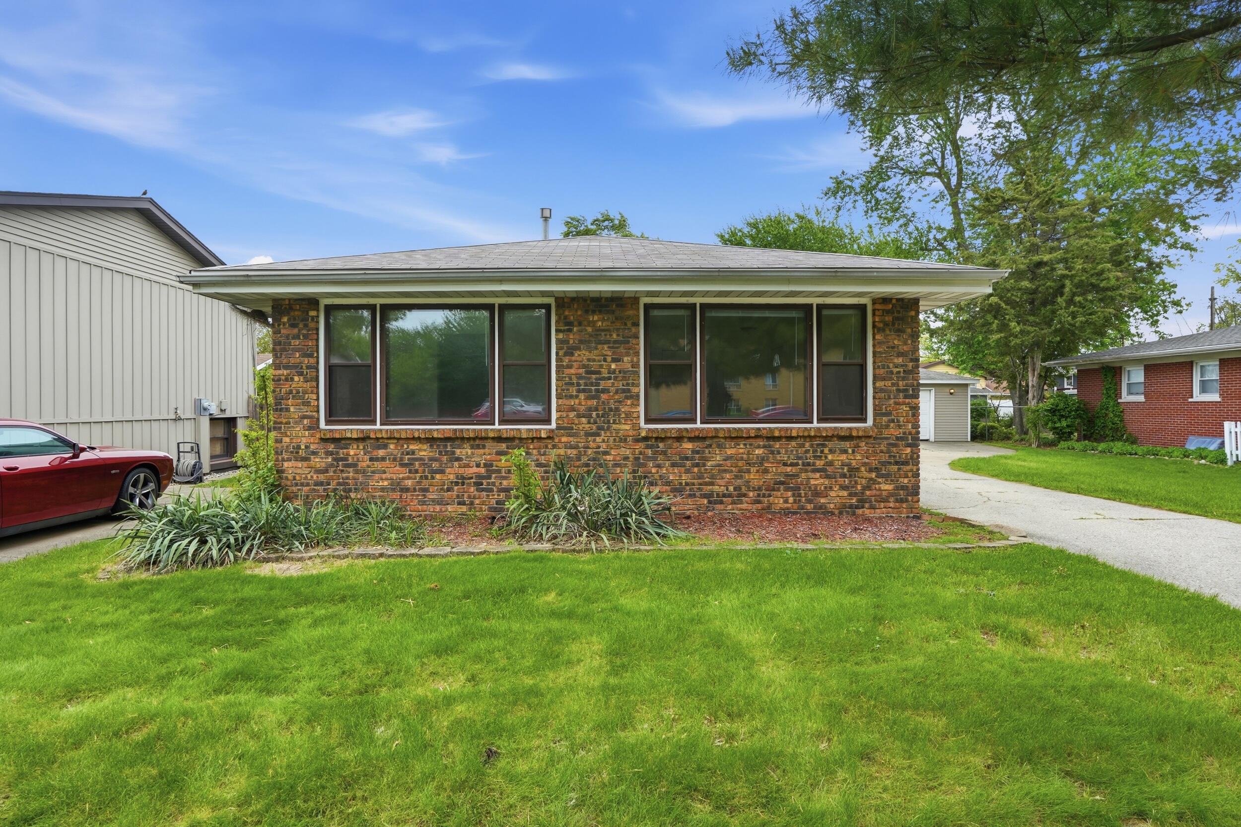 815 North Elmer Street Griffith, IN 46319 - Photo 2 of 26 2500x1667