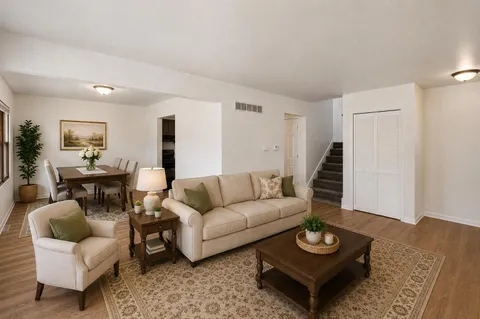 $274,900 | 815 North Elmer Street, Griffith, IN 46319