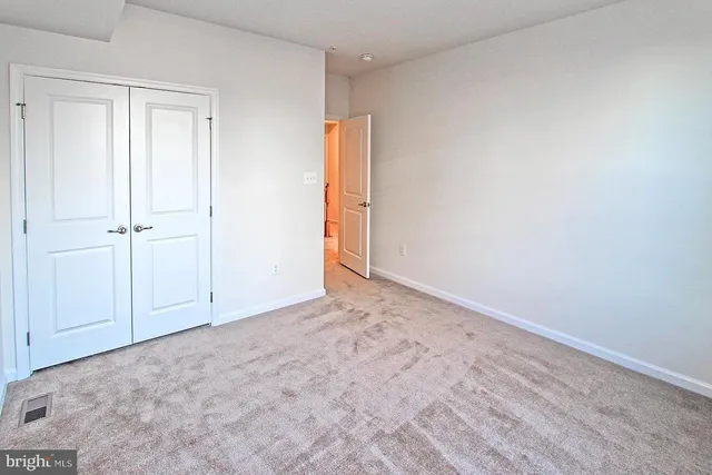 $2,800 | 13652 Endeavour Drive, Unit 20G, Herndon, VA 20171