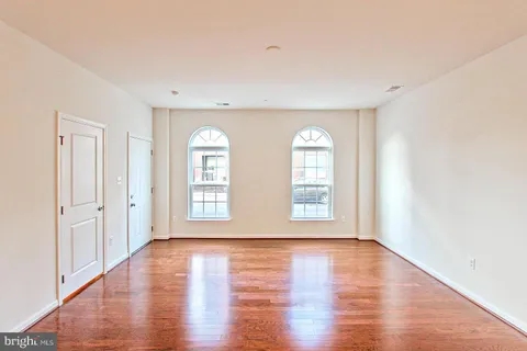 $2,800 | 13652 Endeavour Drive, Unit 20G, Herndon, VA 20171