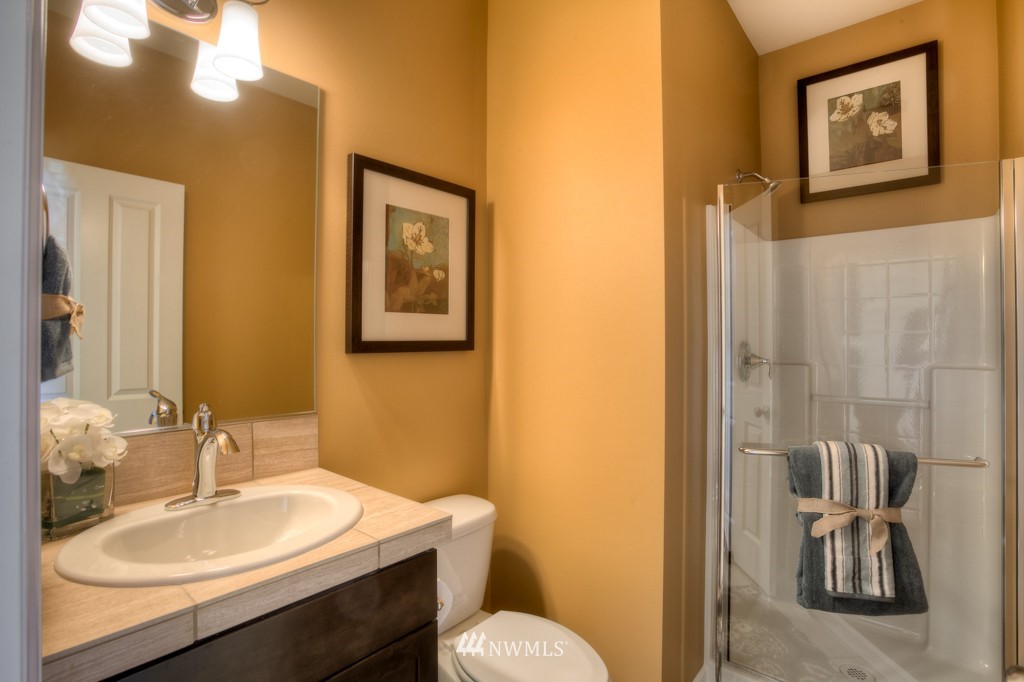 4109 183rd (11) Place Southeast Bothell, WA 98012 - Photo 3 of 20 Gallery Image 3