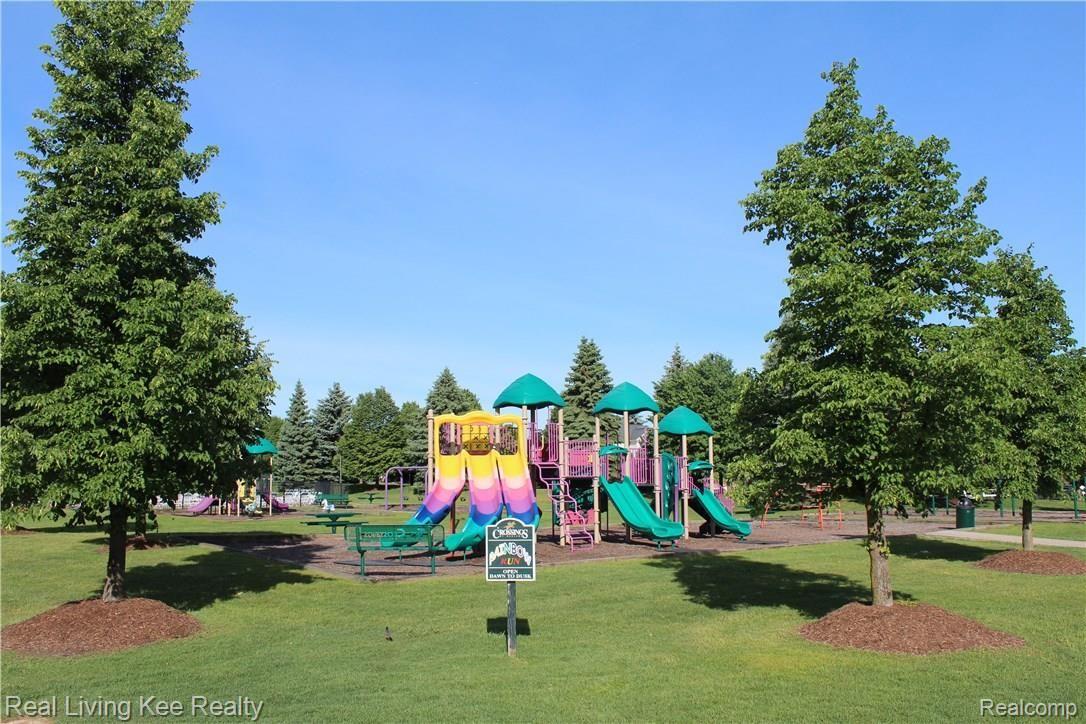 4059 Wincrest Lane Rochester, MI 48306 - Photo 53 of 54 playscape.jpg